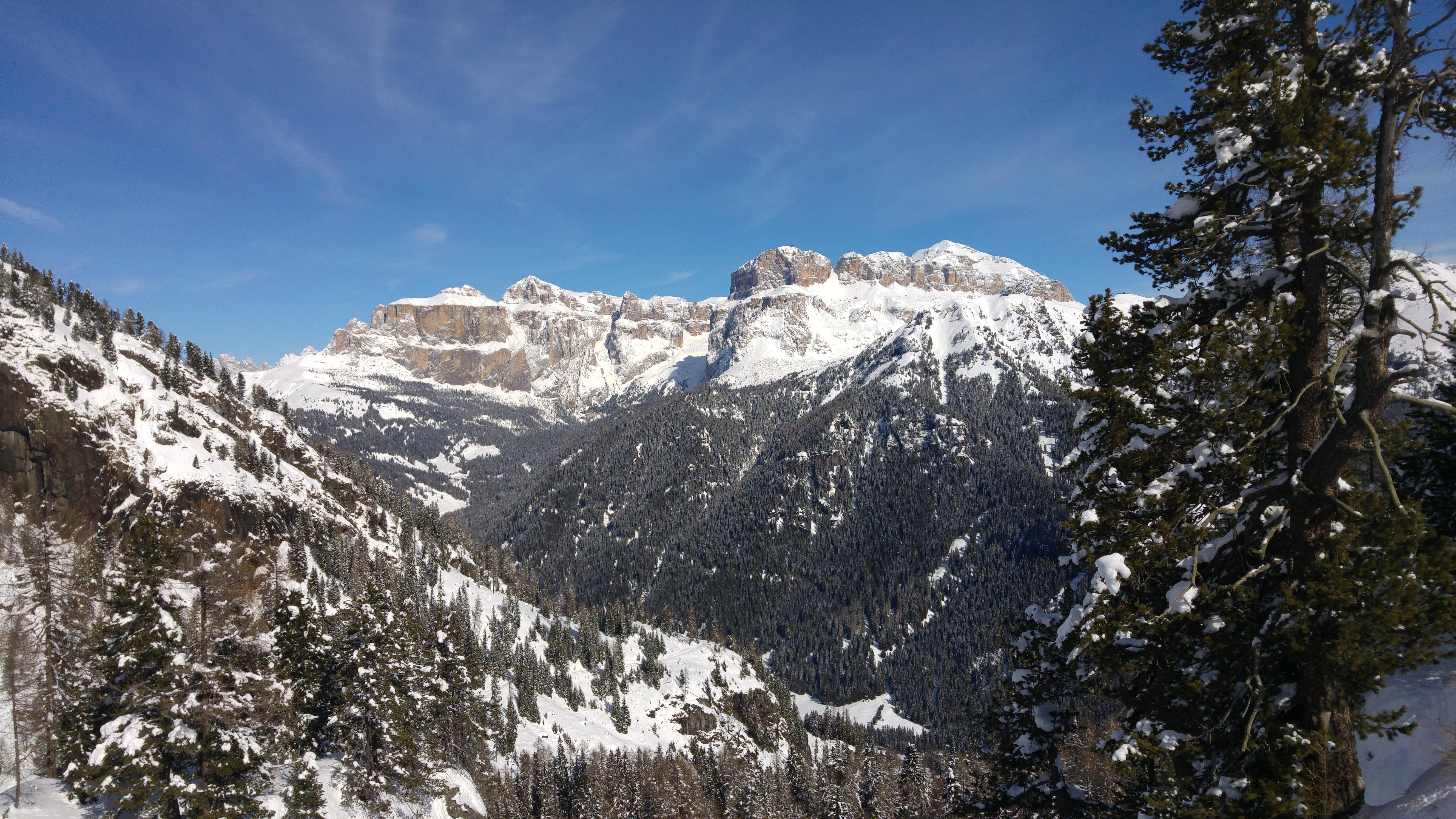 GH Hotel Piaz Pozza di Fassa Esterno foto