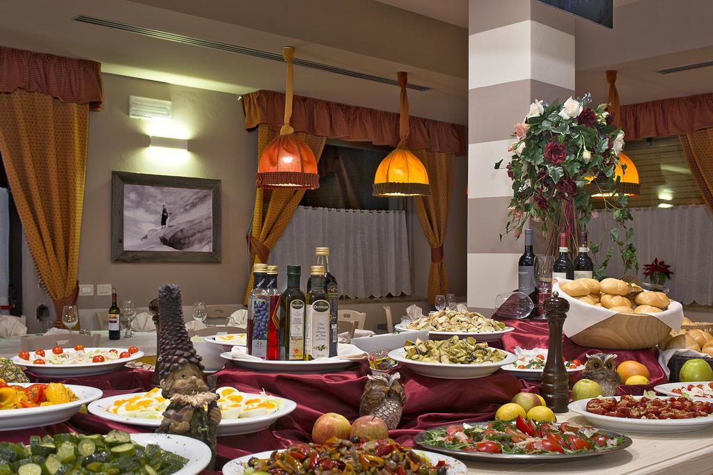 GH Hotel Piaz Pozza di Fassa Esterno foto
