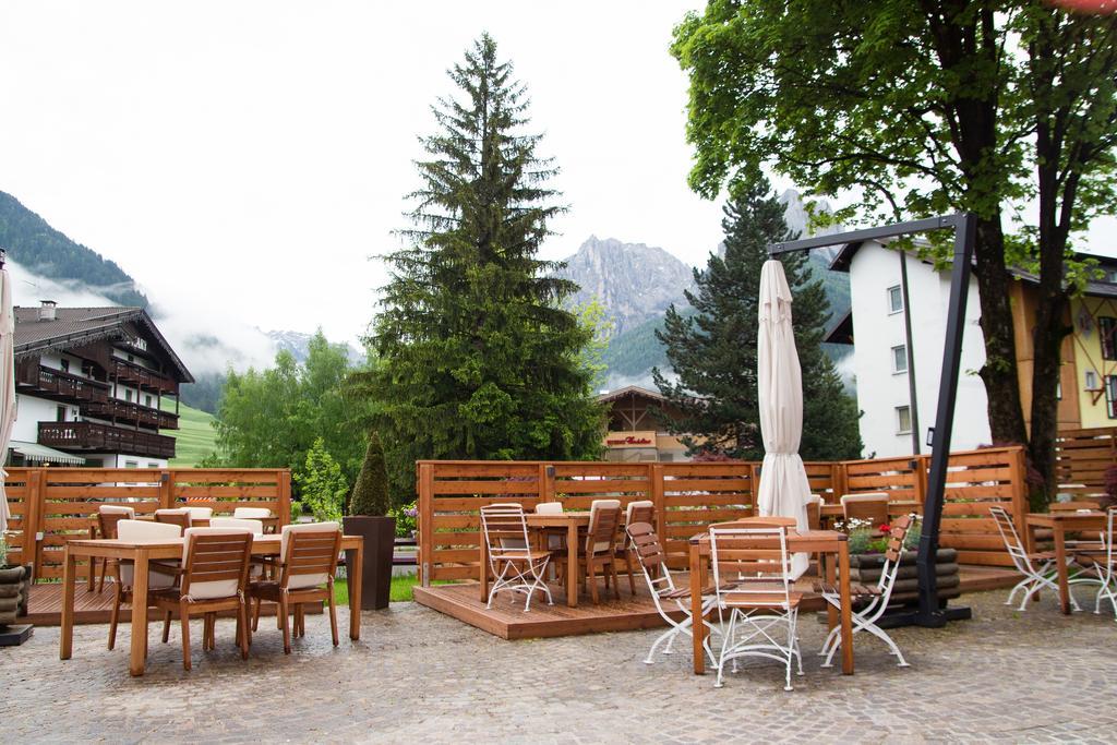 GH Hotel Piaz Pozza di Fassa Esterno foto