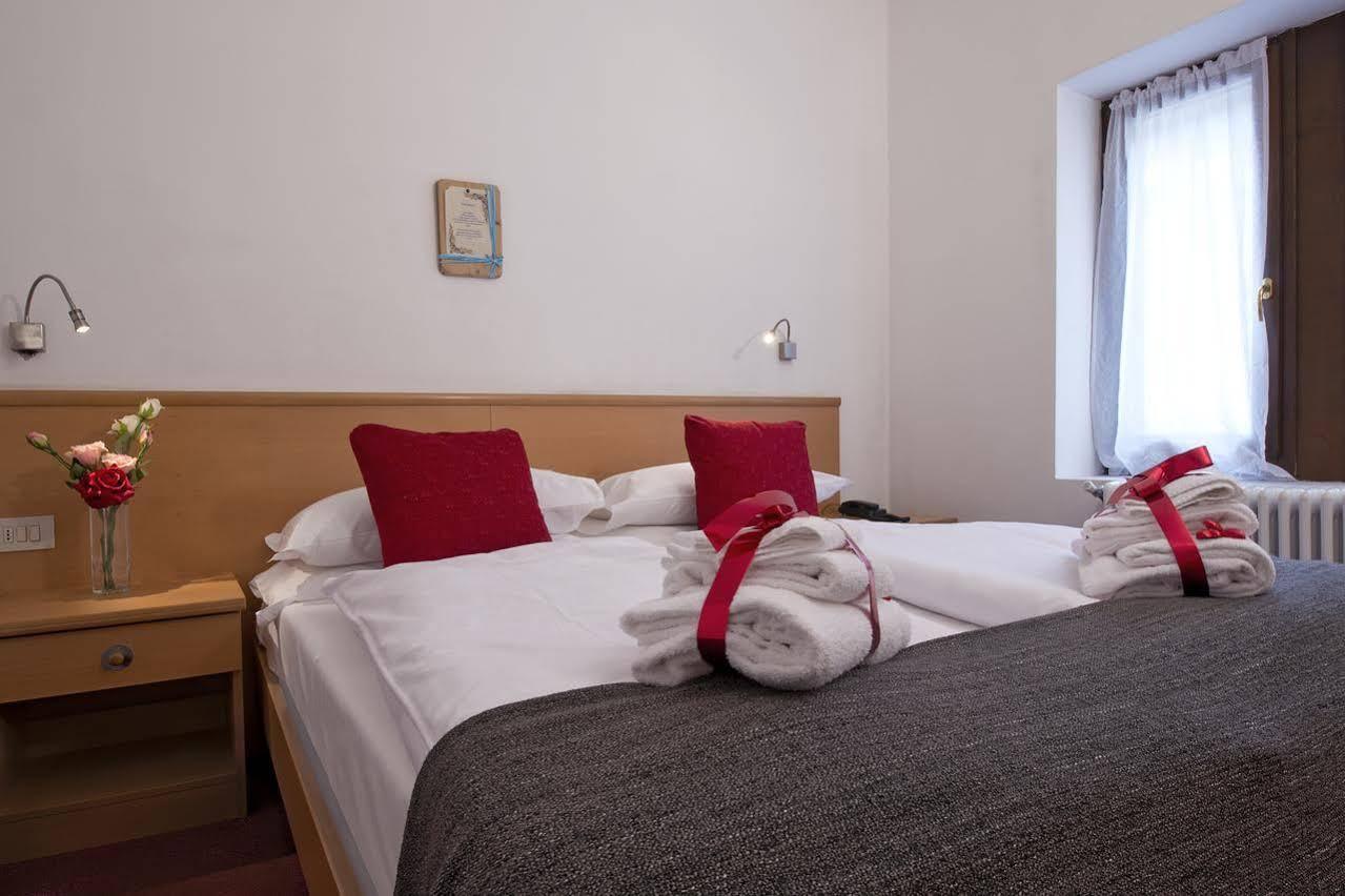 GH Hotel Piaz Pozza di Fassa Esterno foto